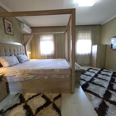 Hi-Tech Apartment In City Center Taschkent Exterior foto