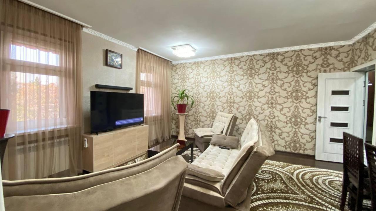Hi-Tech Apartment In City Center Taschkent Exterior foto