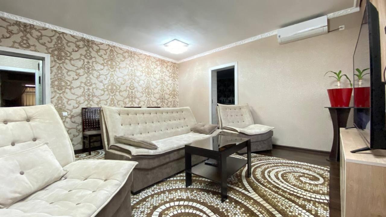 Hi-Tech Apartment In City Center Taschkent Exterior foto