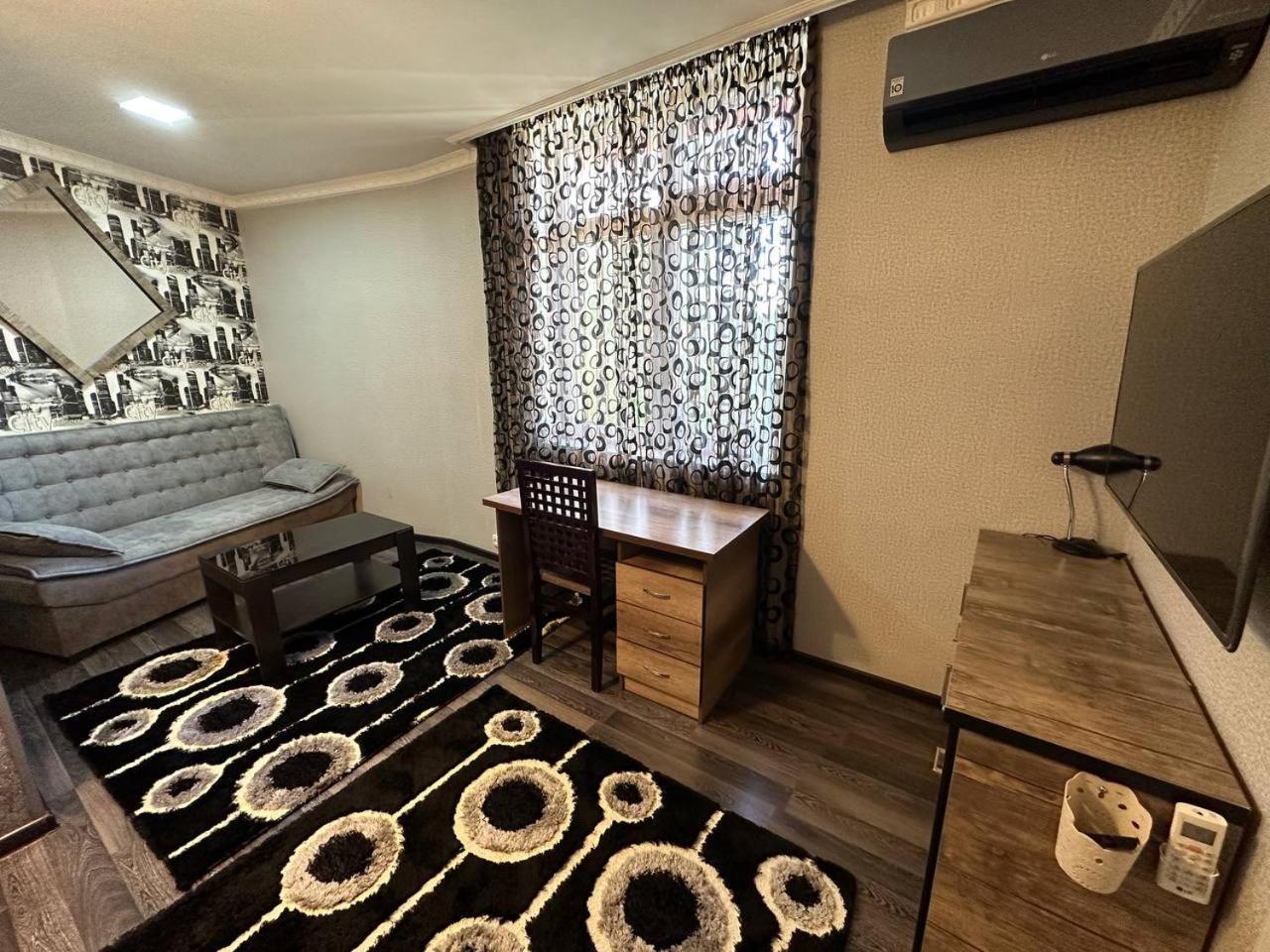 Hi-Tech Apartment In City Center Taschkent Exterior foto