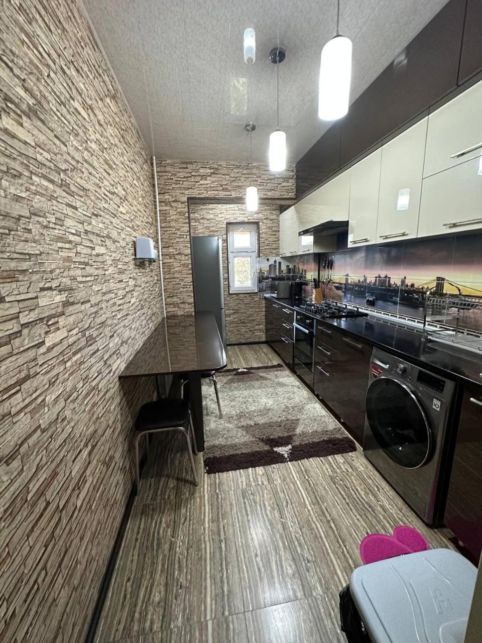 Hi-Tech Apartment In City Center Taschkent Exterior foto